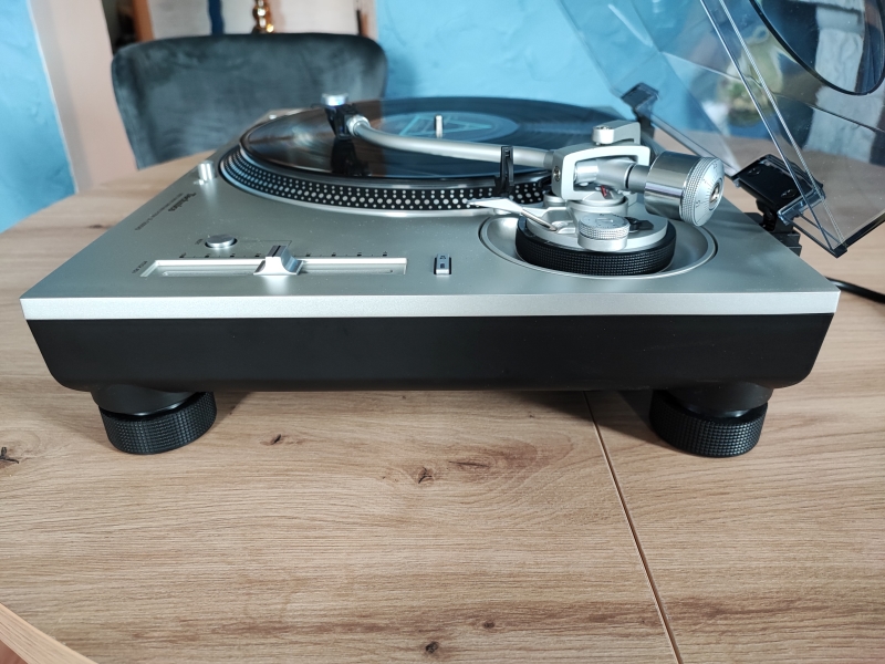 Technics SL-1200GR2