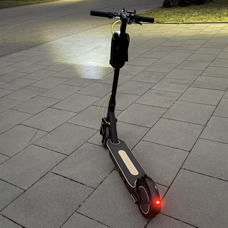 Hulajnoga elektryczna XRIDER M10 