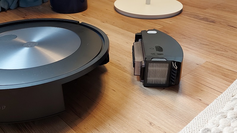 iRobot Roomba j7 - pojemnik na śmieci