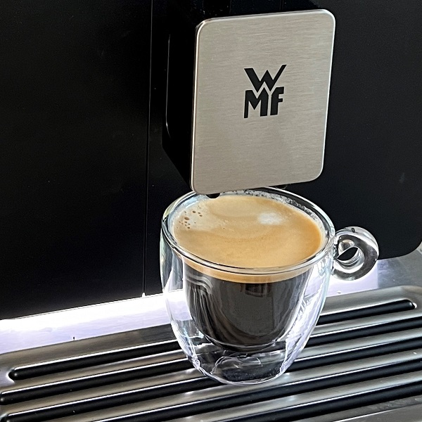 Ekspres WMF Perfection 860L - zaparzana kawa jest esencjonalna i niezwykle aromatyczna