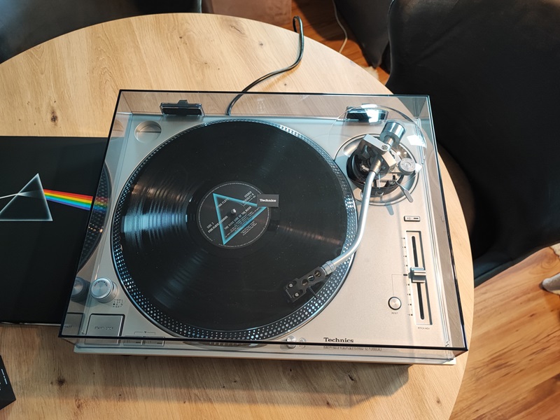 Technics SL-1200GR2