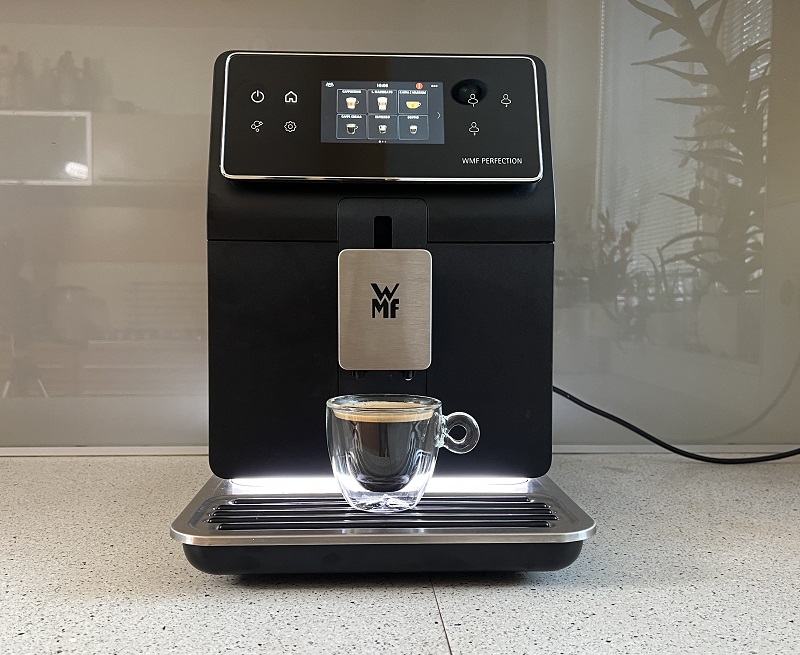 Ekspres WMF Perfection 860L - zaparza kawę o smaku bliskim - zgodnie z nazwą - perfekcji