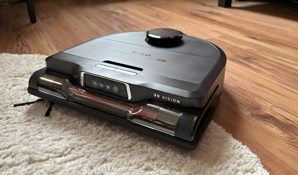 Co potrafi inteligentny robot sprzątający Tefal X-Plorer Serie 240 AI+? Recenzja