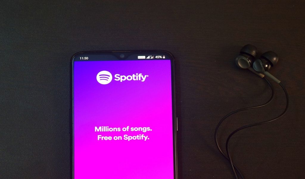 Spotify z własnym asystentem głosowym?