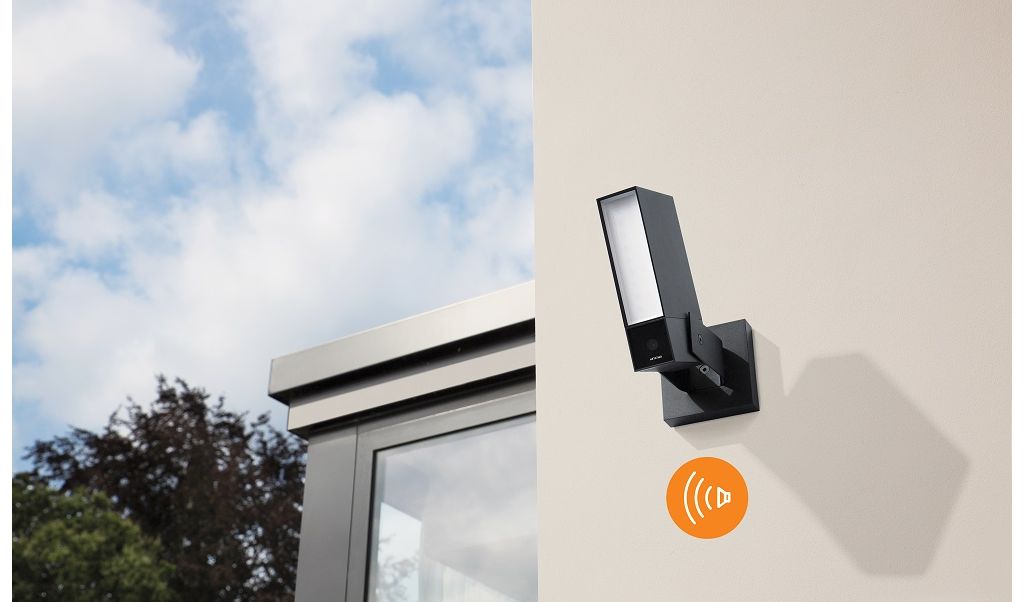 Bezpieczny dom. Inteligentna kamera z funkcją alarmu