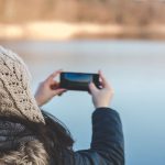 Smartfony na mrozie. Zimno może je uszkodzić?