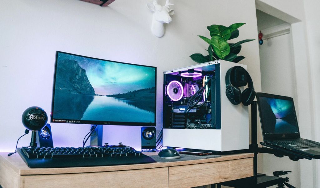 Dziwne odgłosy z komputera? Wyjaśniamy co mogą oznaczać