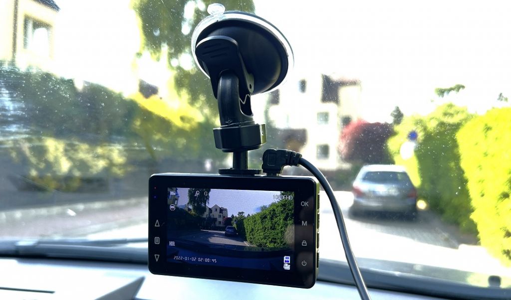Wideorejestratory Manta – kamery samochodowe na wakacyjne podróże
