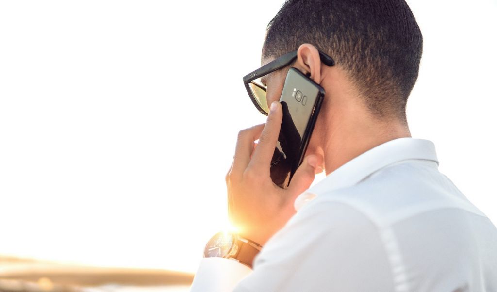 Po rozmowie telefonicznej wyświetlają ci się reklamy na jej temat? Zablokuj to