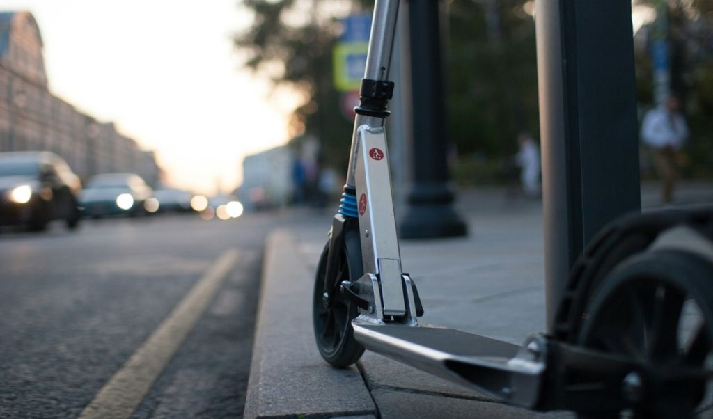 Jak skutecznie zabezpieczyć hulajnogę przed kradzieżą?